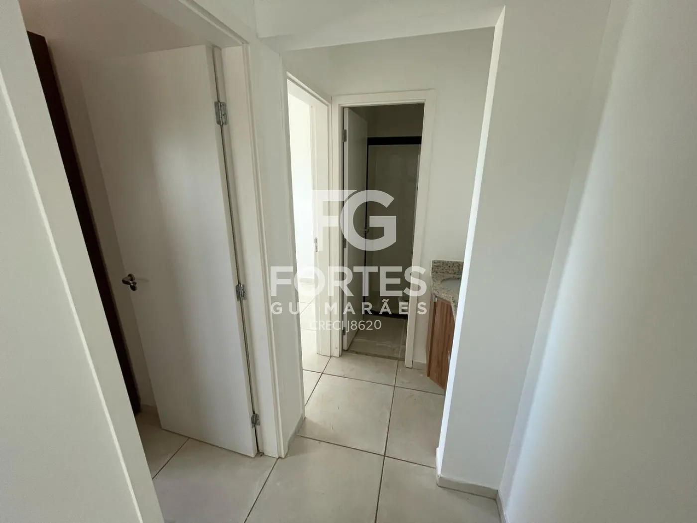 Alugar Apartamentos / Padr&atilde;o em Bonfim Paulista R$ 1.400,00 - Foto 9