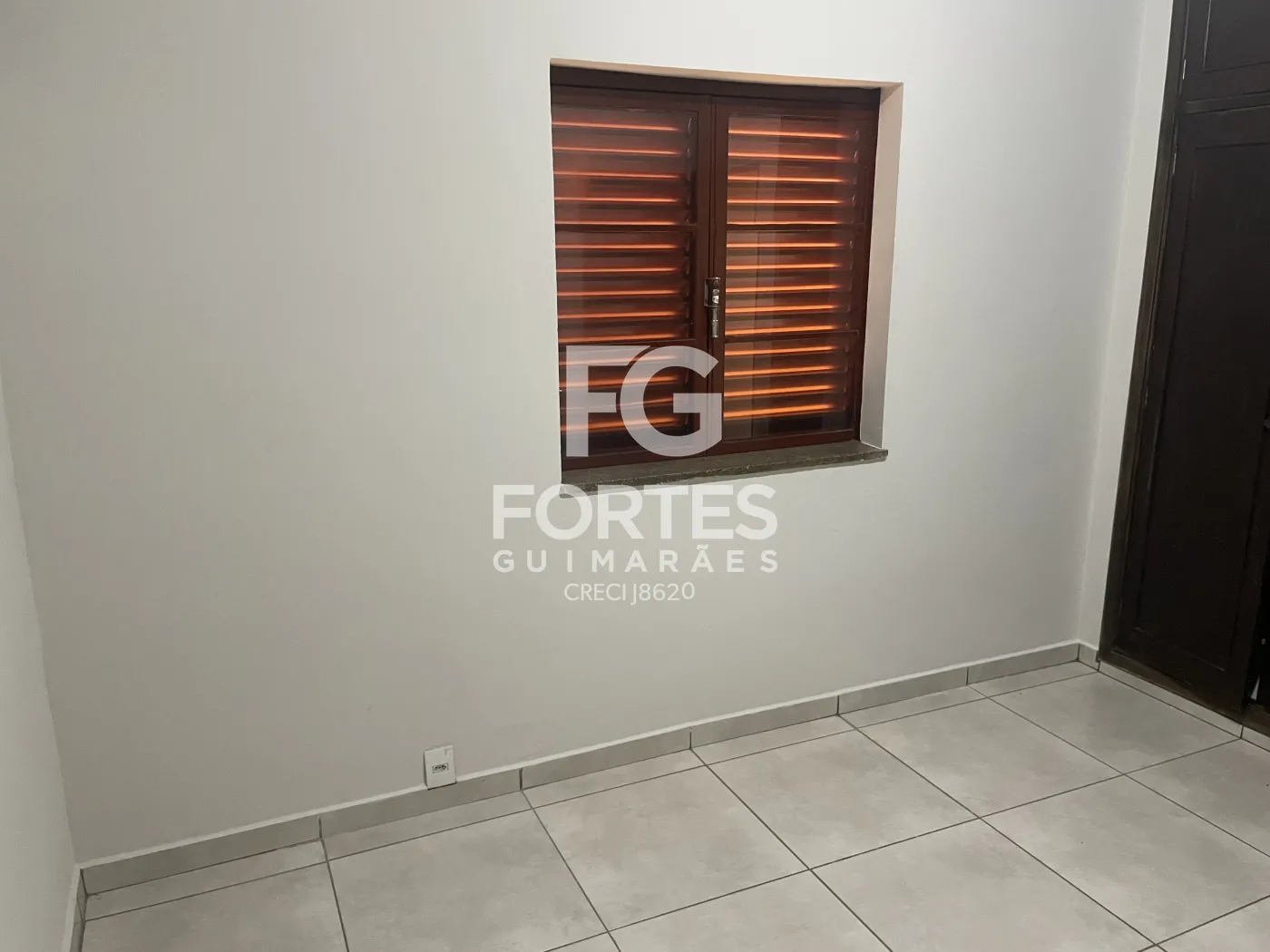 Alugar Casas / Padr&atilde;o em Ribeir&atilde;o Preto R$ 2.000,00 - Foto 29