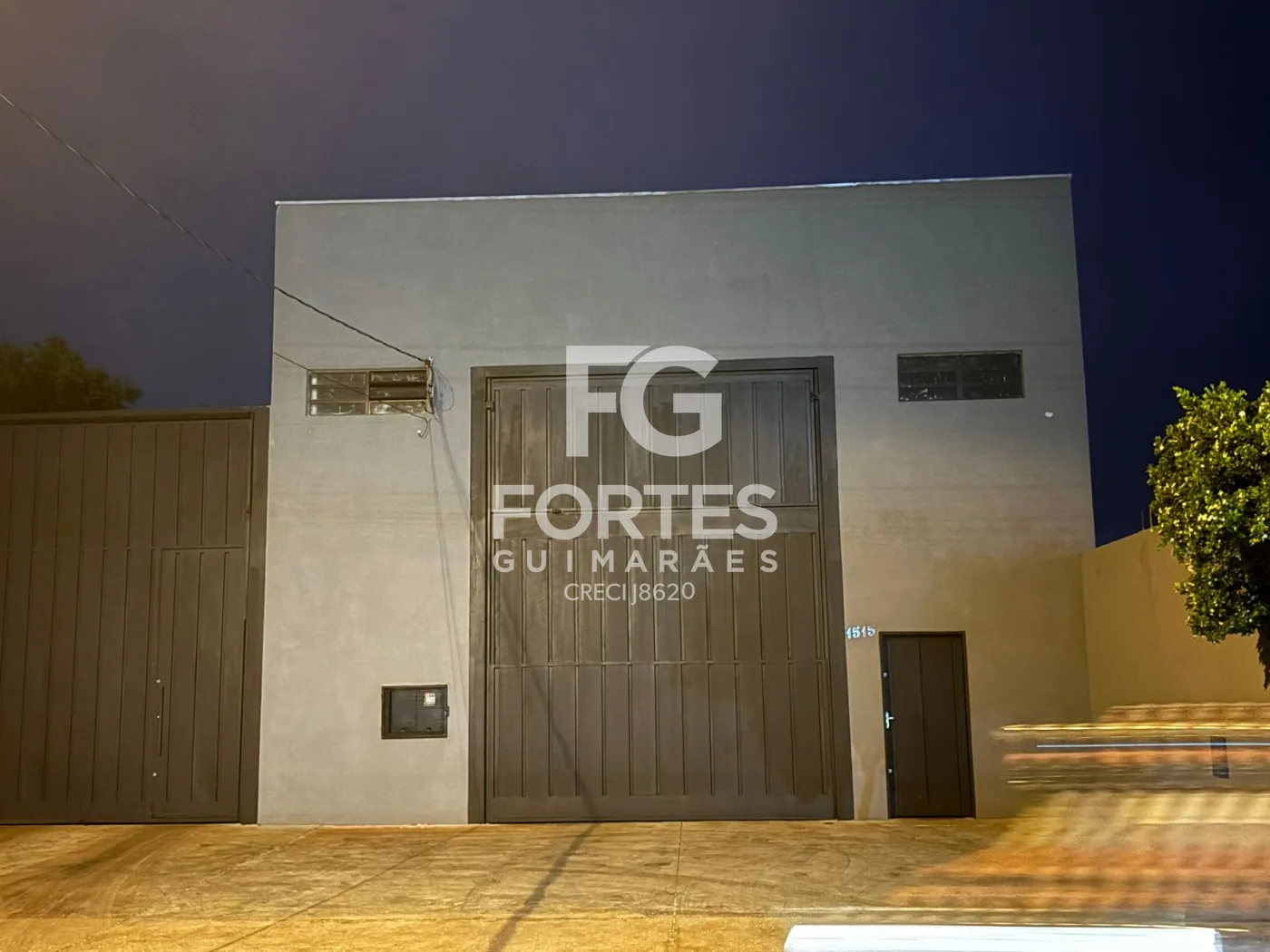 Alugar Comercial / Sal&atilde;o em Ribeir&atilde;o Preto R$ 7.000,00 - Foto 1