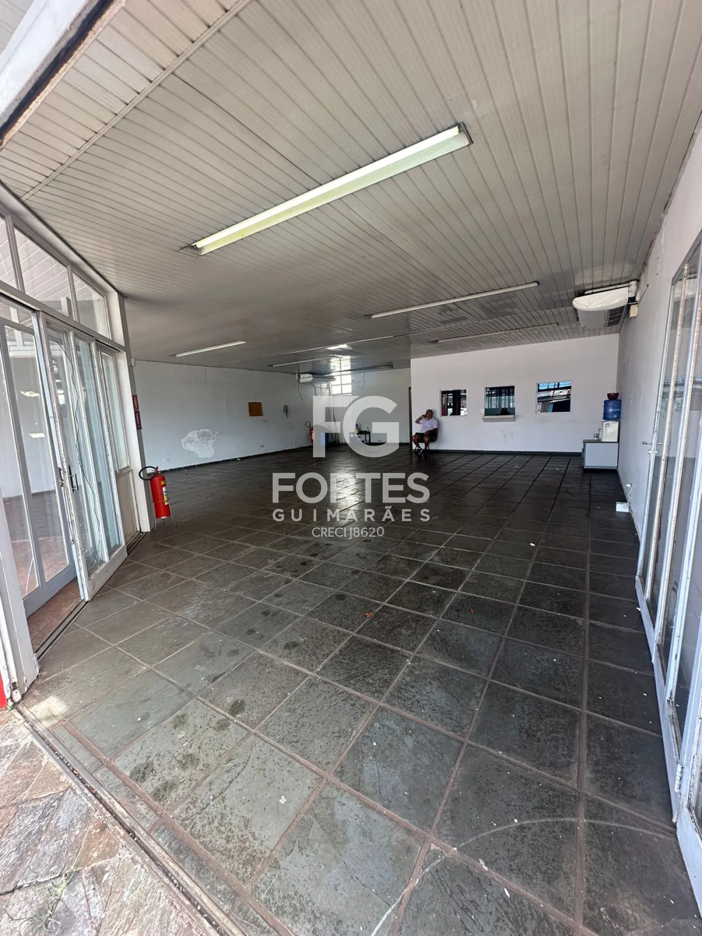 Alugar Comercial / Im&oacute;vel Comercial em Ribeir&atilde;o Preto R$ 3.300,00 - Foto 4