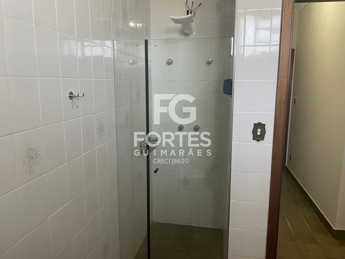 Alugar Casas / Condom&iacute;nio em Ribeir&atilde;o Preto R$ 8.000,00 - Foto 28