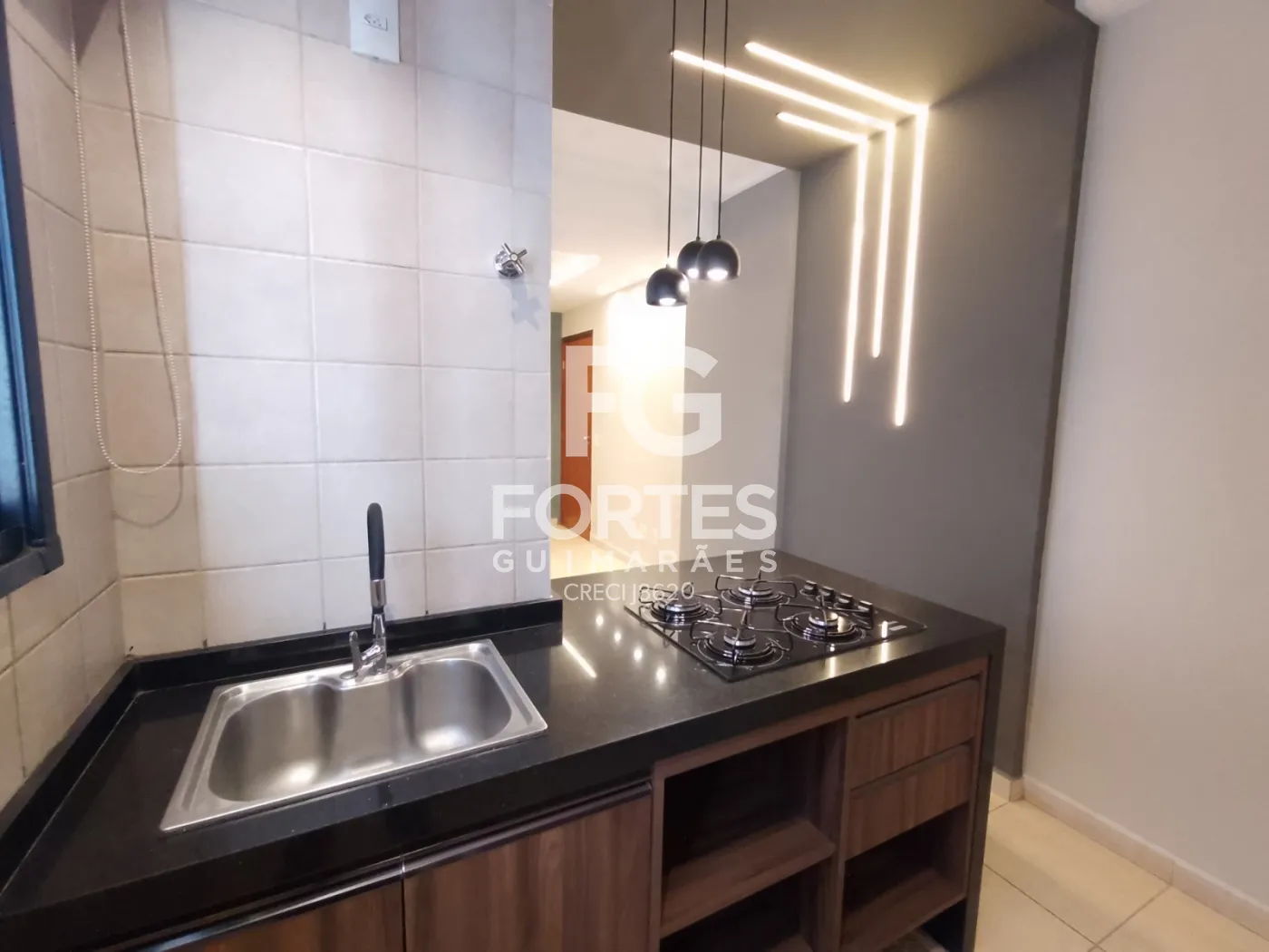 Alugar Apartamentos / Padr&atilde;o em Ribeir&atilde;o Preto R$ 1.800,00 - Foto 13