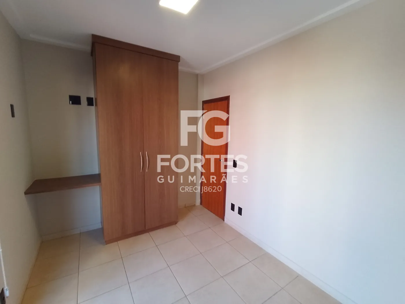 Alugar Apartamentos / Padr&atilde;o em Ribeir&atilde;o Preto R$ 1.900,00 - Foto 23