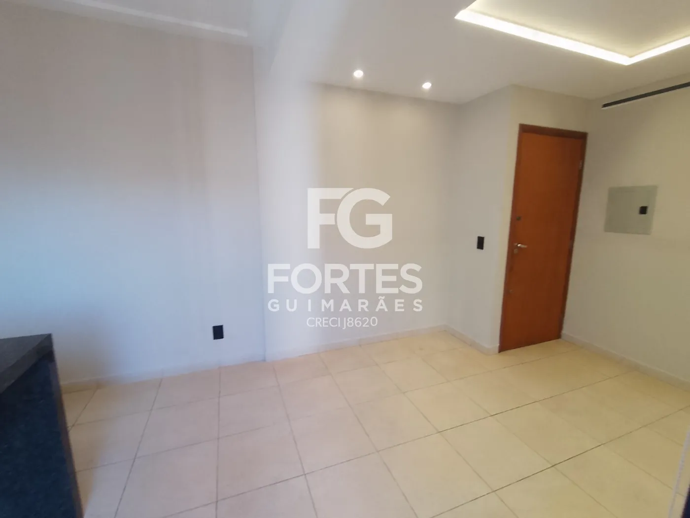 Alugar Apartamentos / Padr&atilde;o em Ribeir&atilde;o Preto R$ 1.900,00 - Foto 4