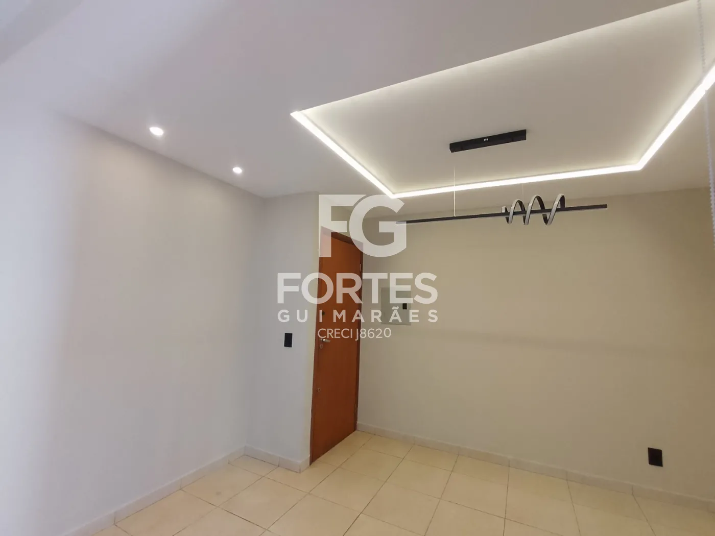 Alugar Apartamentos / Padr&atilde;o em Ribeir&atilde;o Preto R$ 1.900,00 - Foto 5