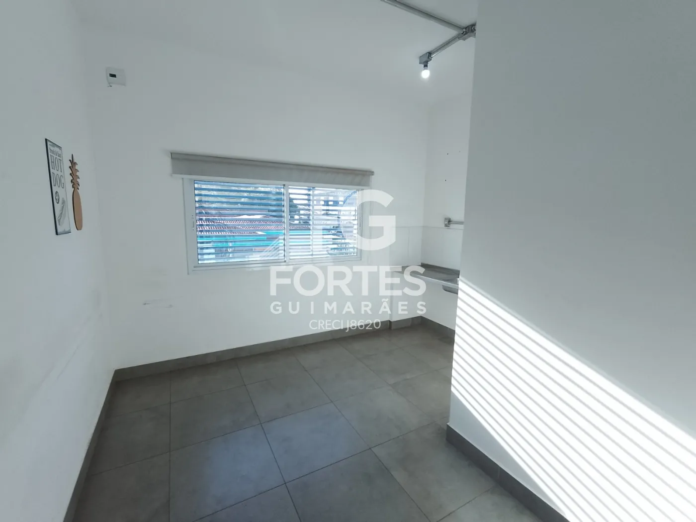 Alugar Comercial / Sal&atilde;o em Ribeir&atilde;o Preto R$ 3.000,00 - Foto 11