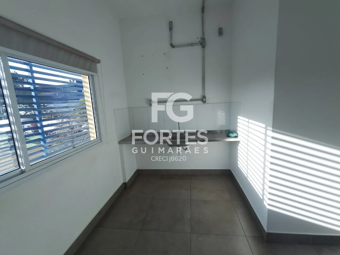 Alugar Comercial / Sal&atilde;o em Ribeir&atilde;o Preto R$ 3.000,00 - Foto 17