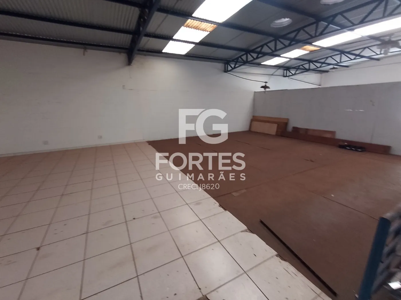 Alugar Comercial / Sal&atilde;o em Ribeir&atilde;o Preto R$ 3.000,00 - Foto 20