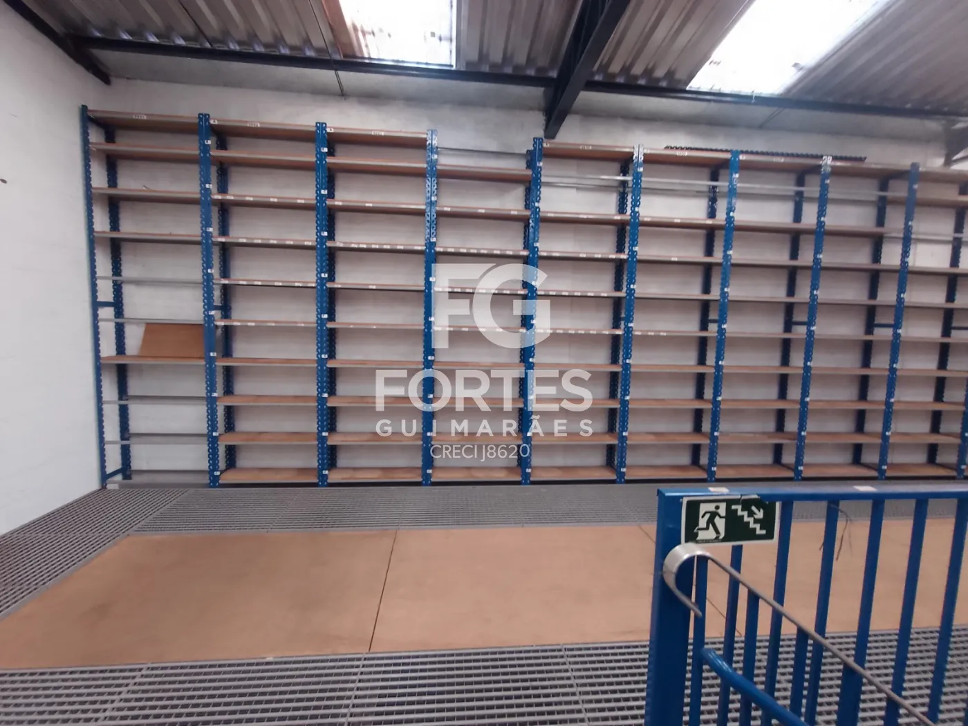 Alugar Comercial / Sal&atilde;o em Ribeir&atilde;o Preto R$ 4.000,00 - Foto 2