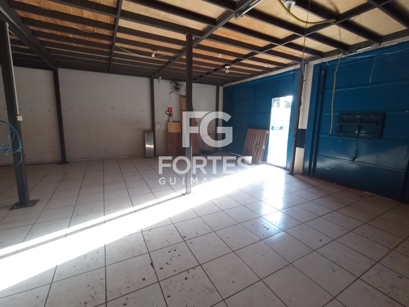 Alugar Comercial / Sal&atilde;o em Ribeir&atilde;o Preto R$ 7.000,00 - Foto 8