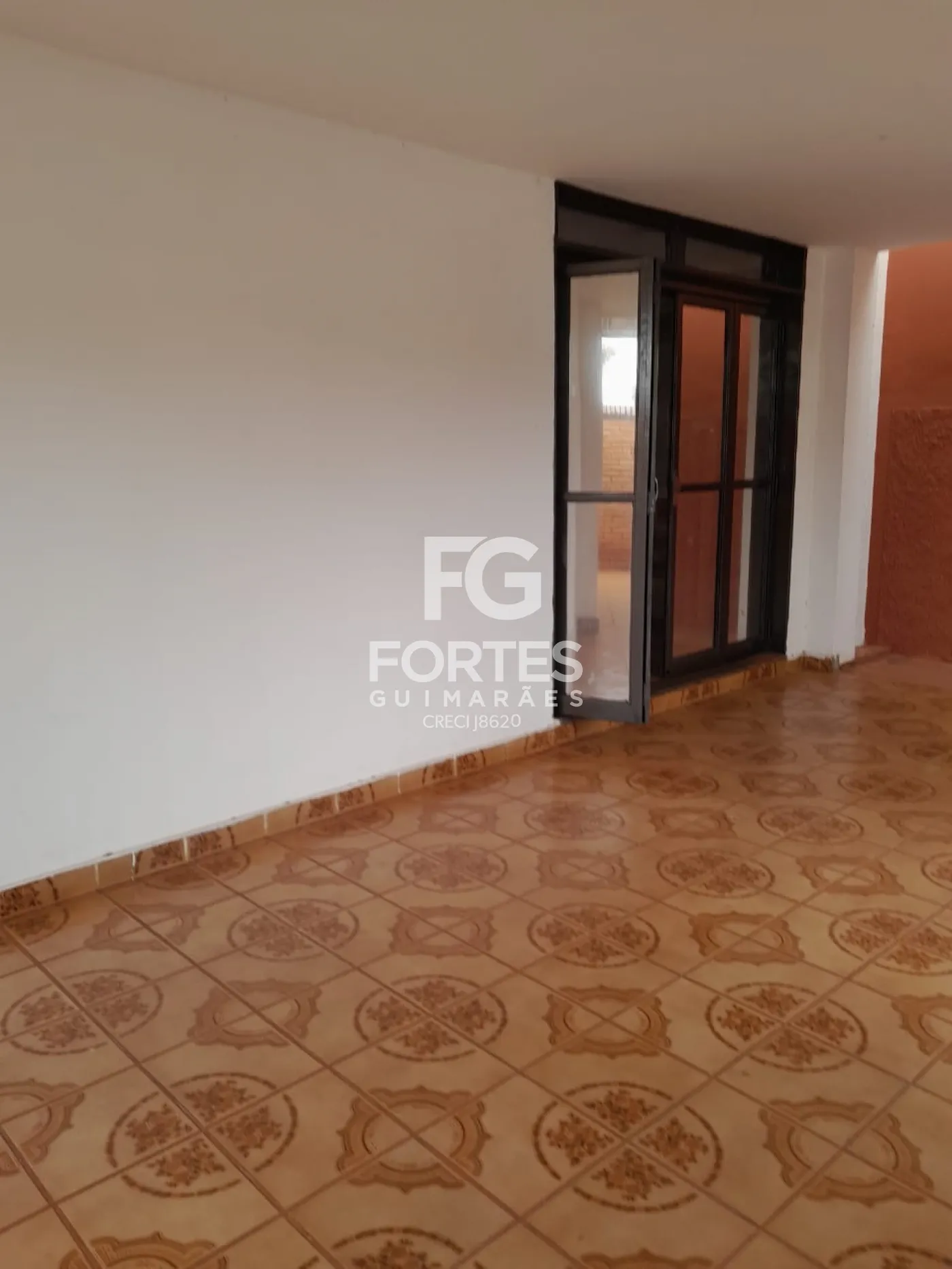 Alugar Casas / Padr&atilde;o em Ribeir&atilde;o Preto R$ 4.000,00 - Foto 4