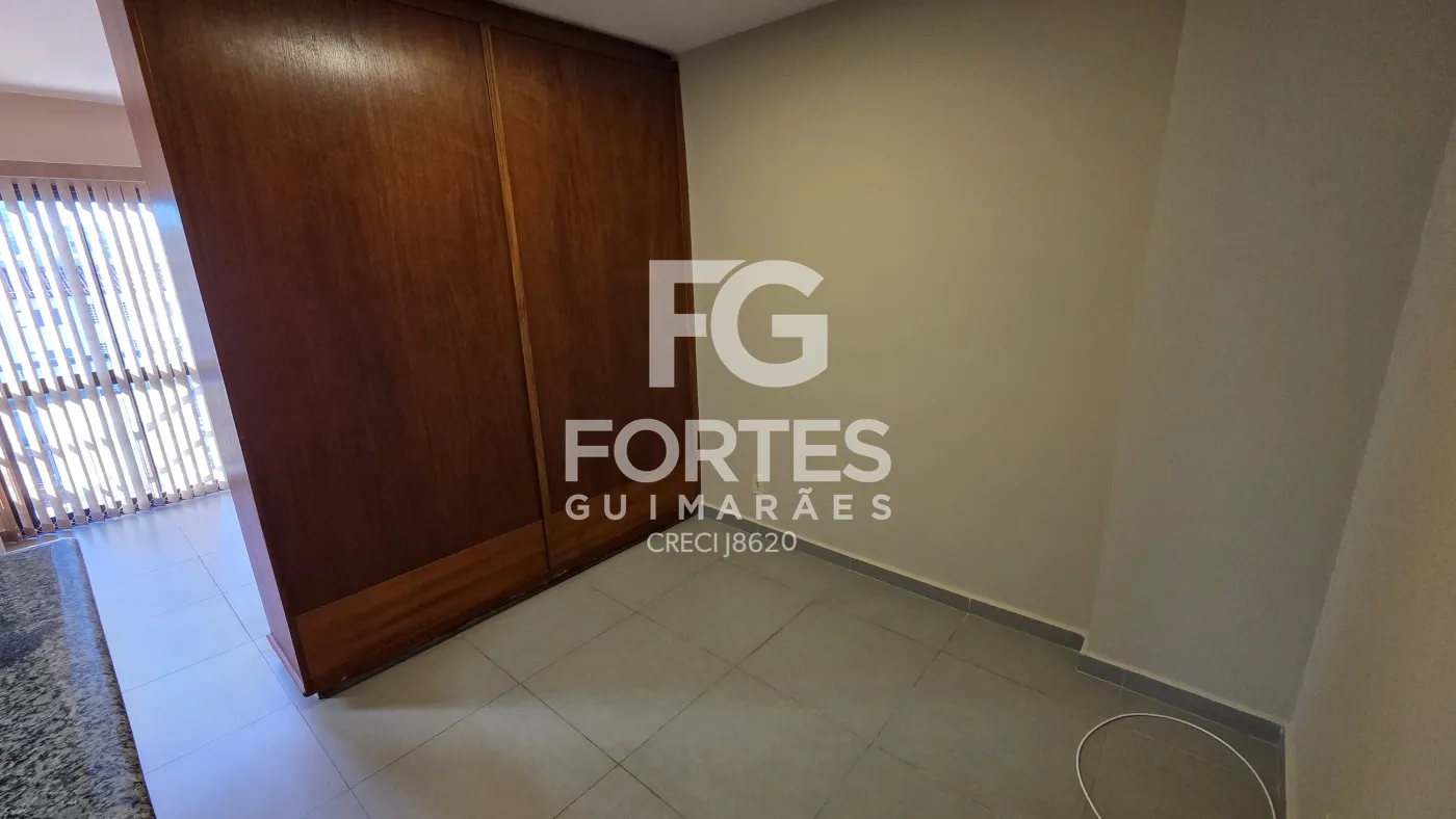 Alugar Apartamentos / Padr&atilde;o em Ribeir&atilde;o Preto R$ 900,00 - Foto 6