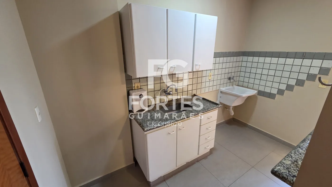 Alugar Apartamentos / Padr&atilde;o em Ribeir&atilde;o Preto R$ 900,00 - Foto 21