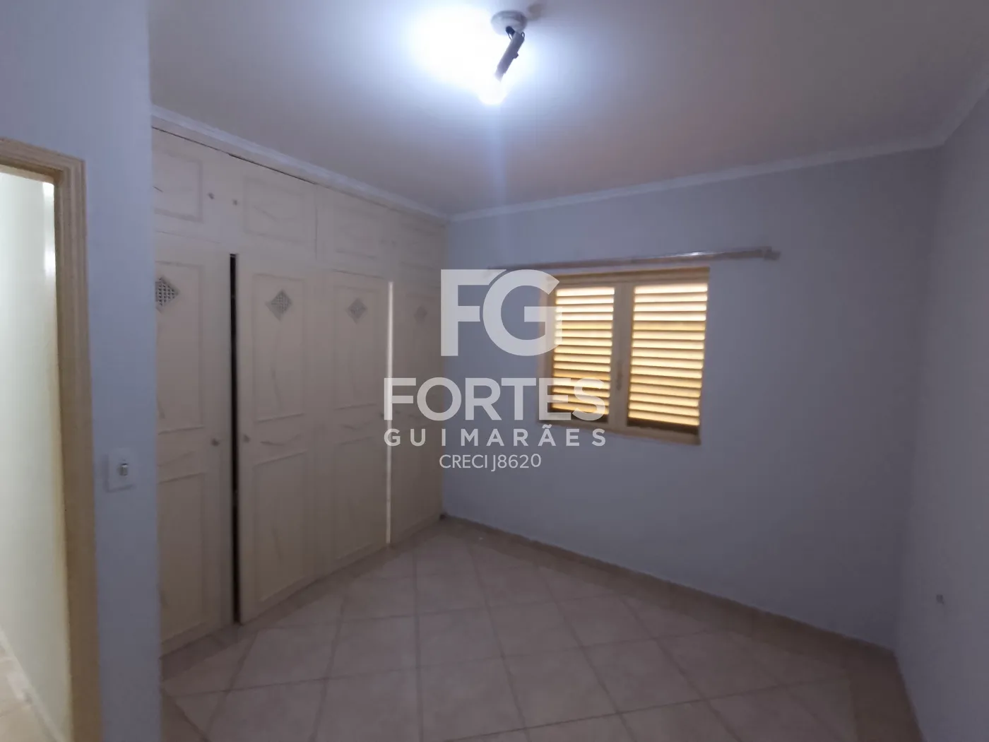 Alugar Casas / Padr&atilde;o em Ribeir&atilde;o Preto R$ 2.800,00 - Foto 14