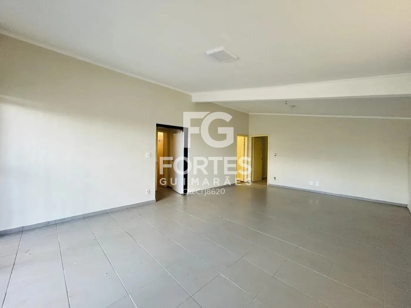 Alugar Comercial / Im&oacute;vel Comercial em Ribeir&atilde;o Preto R$ 3.700,00 - Foto 4