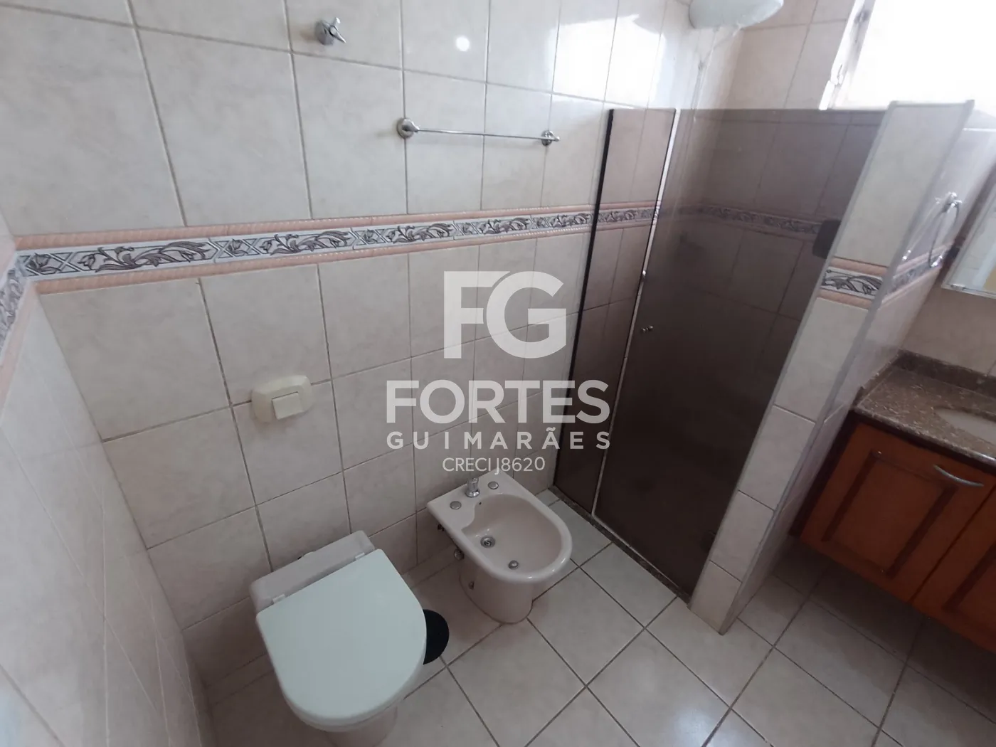 Alugar Apartamentos / Padr&atilde;o em Ribeir&atilde;o Preto R$ 2.000,00 - Foto 15