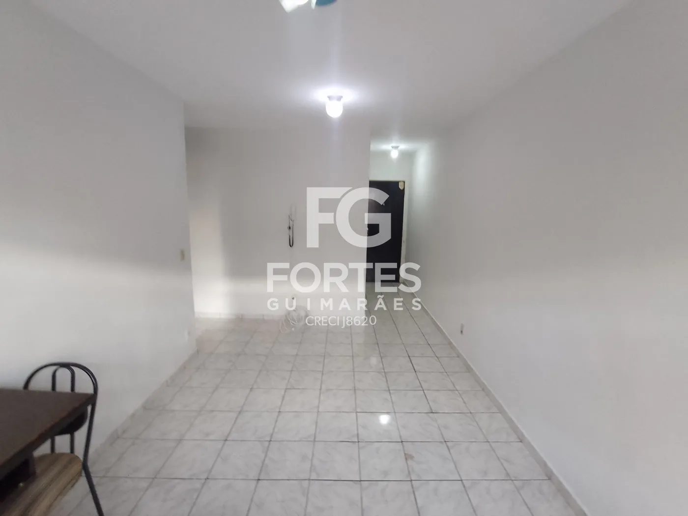 Alugar Apartamentos / Padr&atilde;o em Ribeir&atilde;o Preto R$ 900,00 - Foto 4