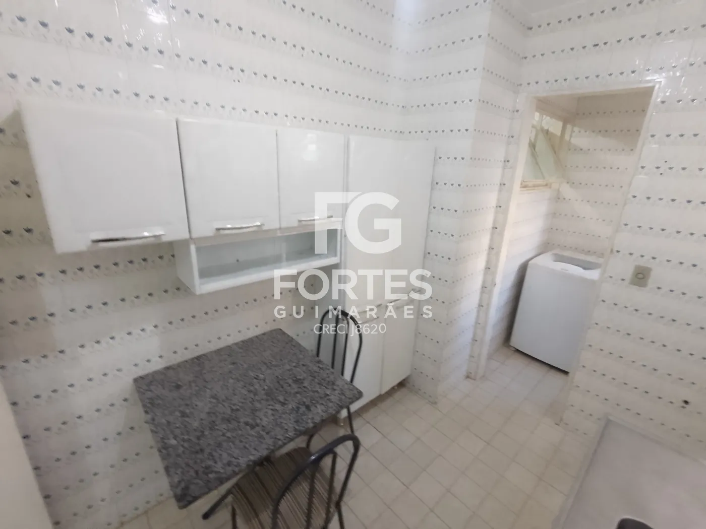 Alugar Apartamentos / Padr&atilde;o em Ribeir&atilde;o Preto R$ 900,00 - Foto 13
