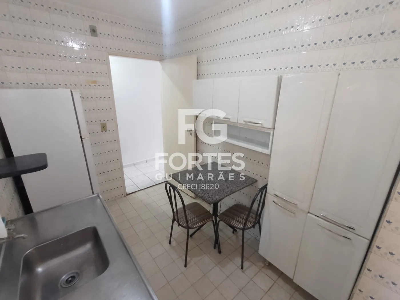 Alugar Apartamentos / Padr&atilde;o em Ribeir&atilde;o Preto R$ 900,00 - Foto 16