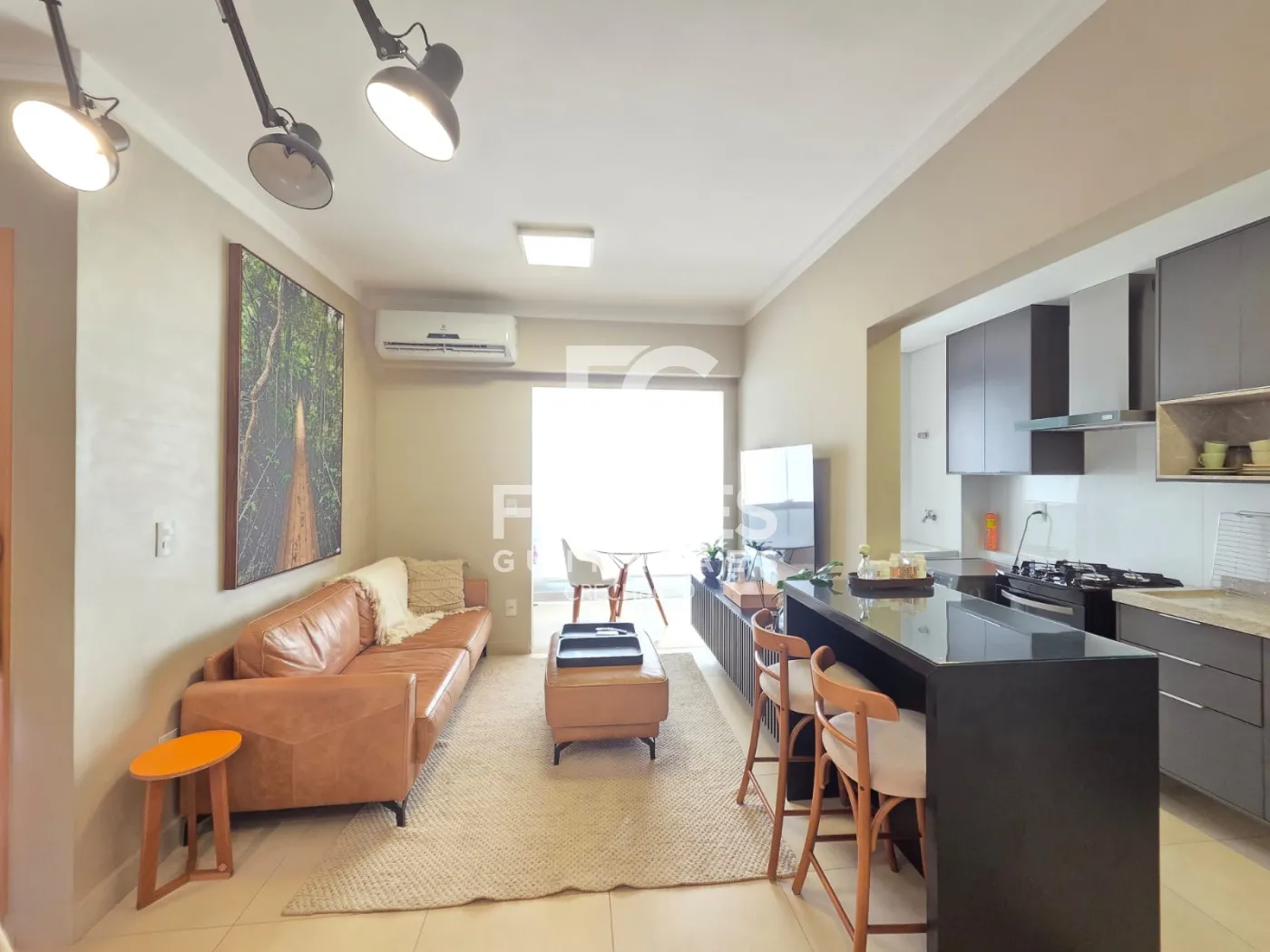 Alugar Apartamentos / Padr&atilde;o em Bonfim Paulista R$ 4.000,00 - Foto 1