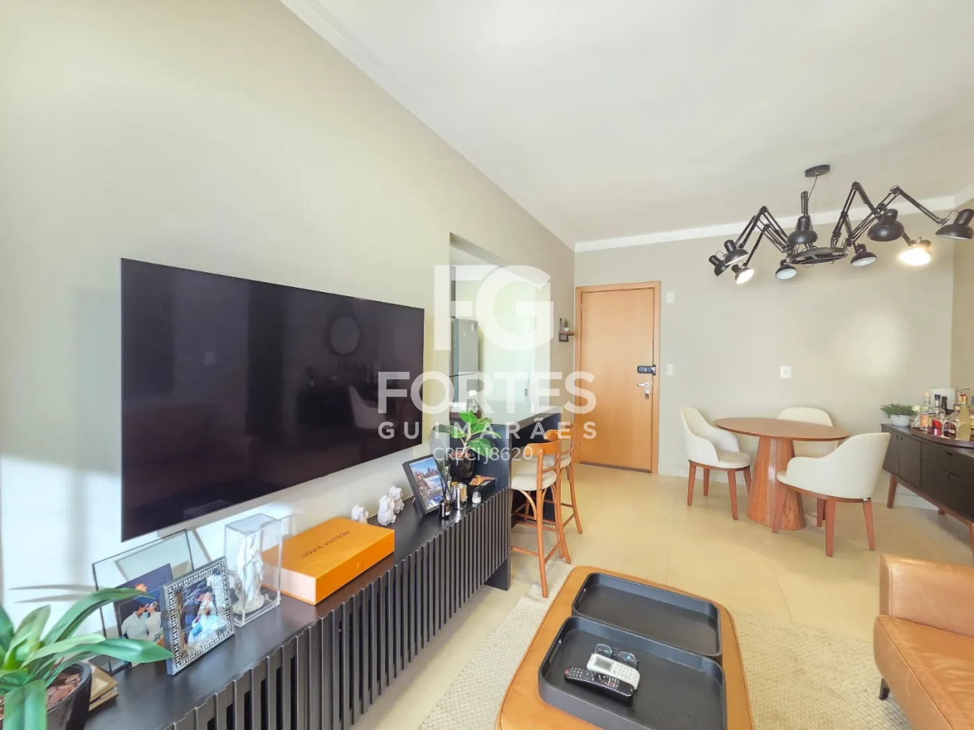 Alugar Apartamentos / Padr&atilde;o em Bonfim Paulista R$ 4.000,00 - Foto 4