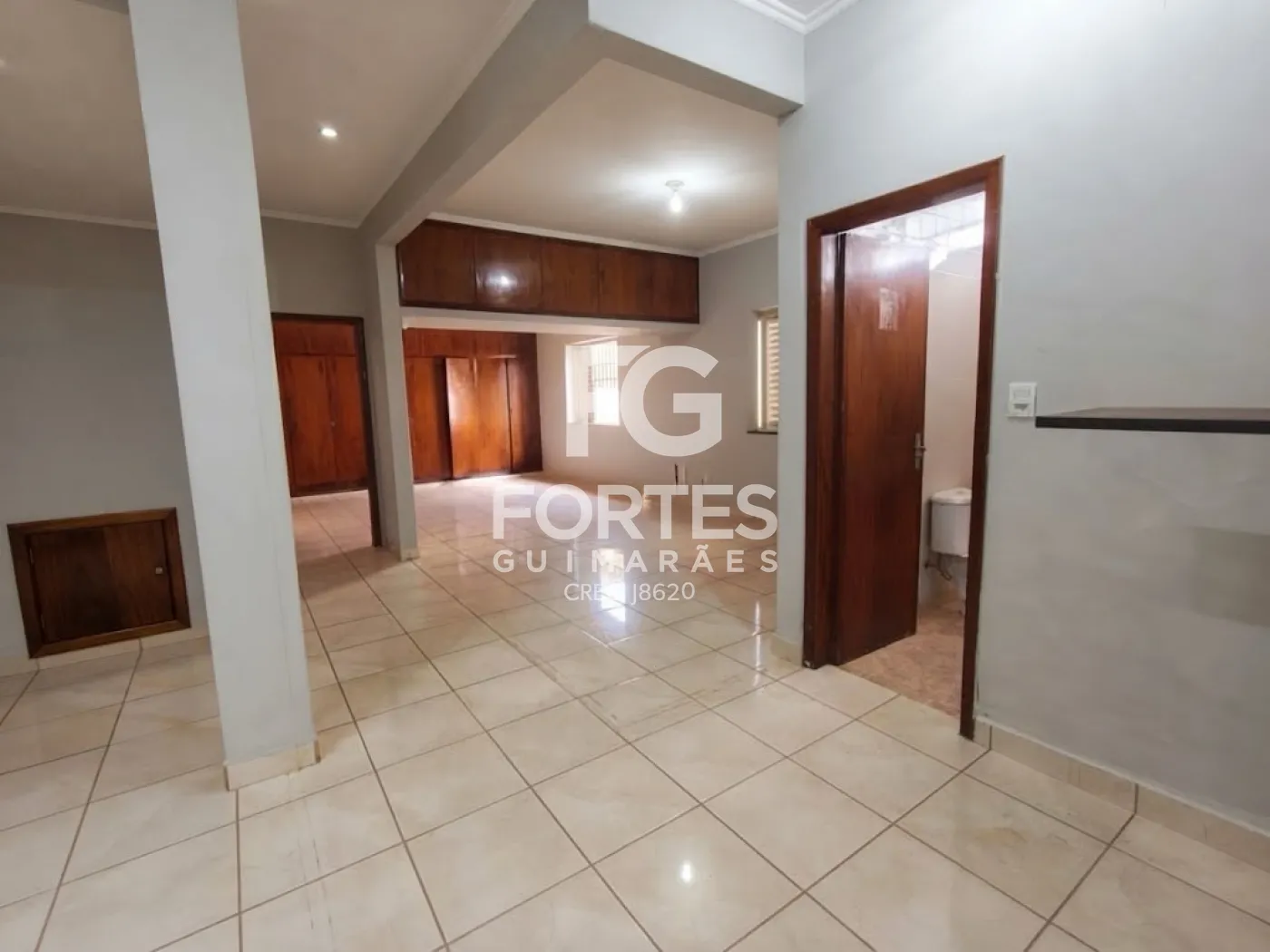 Alugar Comercial / Im&oacute;vel Comercial em Ribeir&atilde;o Preto R$ 4.500,00 - Foto 3