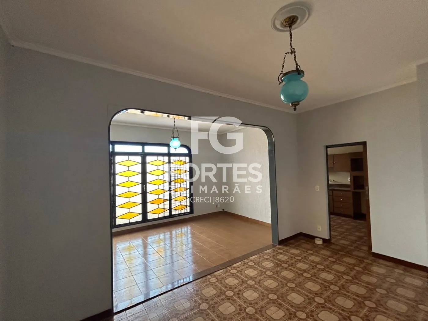 Alugar Casas / Padr&atilde;o em Ribeir&atilde;o Preto R$ 3.800,00 - Foto 2