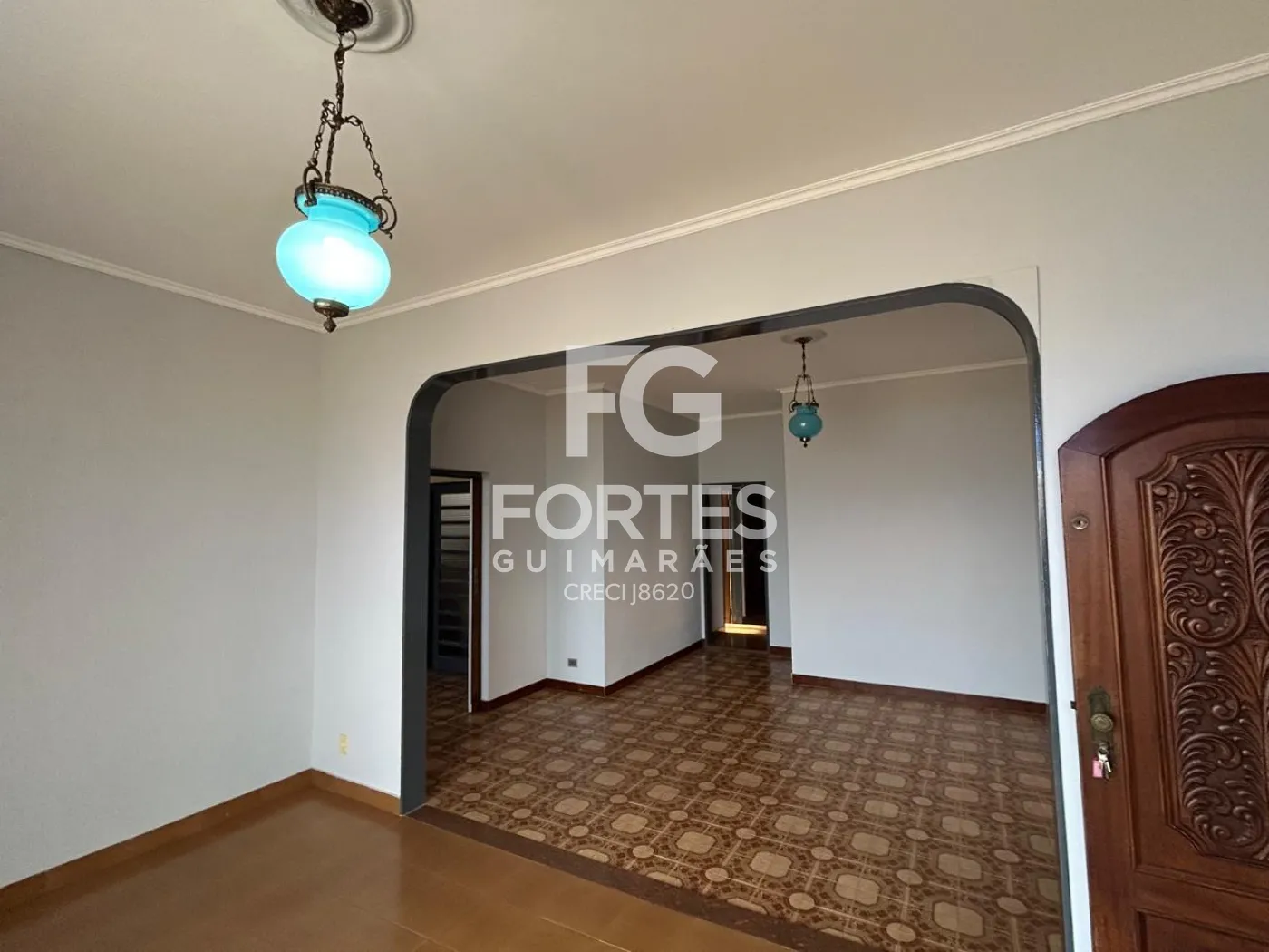Alugar Casas / Padr&atilde;o em Ribeir&atilde;o Preto R$ 3.800,00 - Foto 3