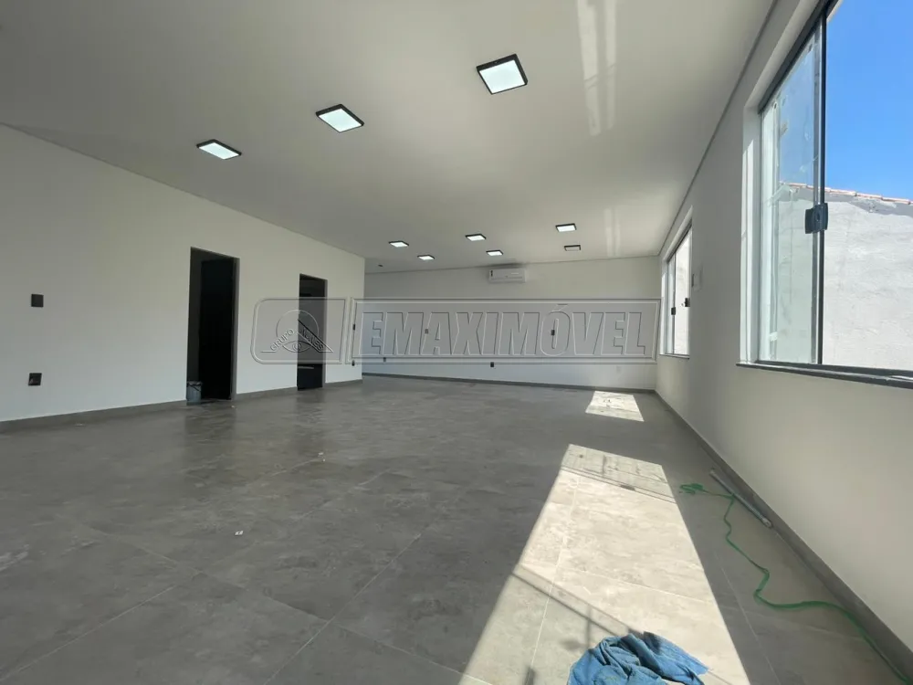 Alugar Sala Comercial / em Bairro em Votorantim R$ 1.650,00 - Foto 2
