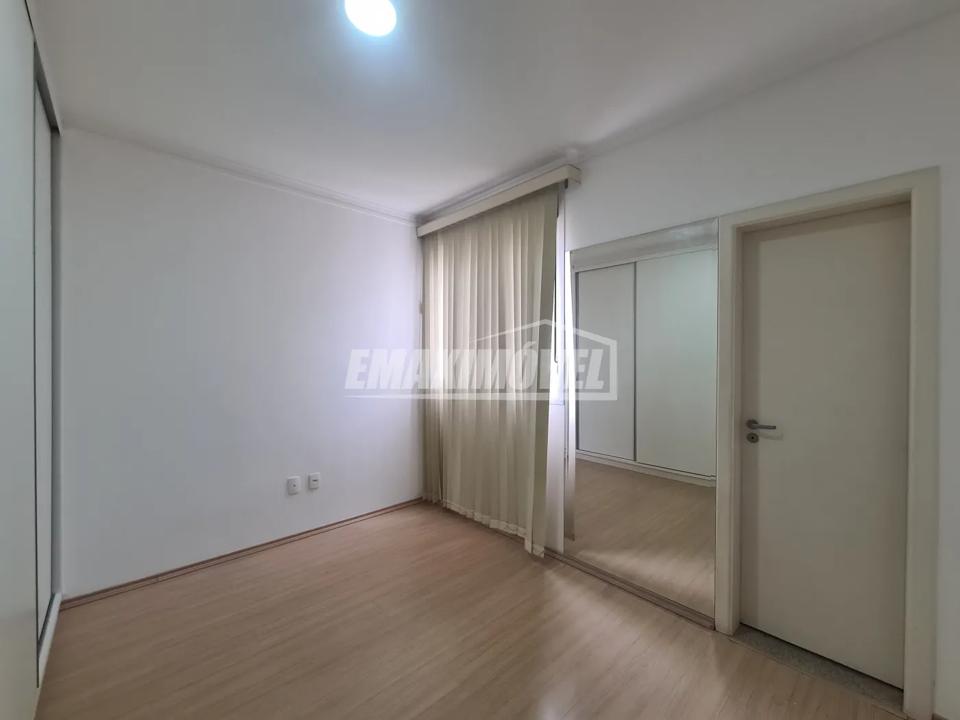 Alugar Apartamento / Padr&atilde;o em Sorocaba R$ 3.900,00 - Foto 16