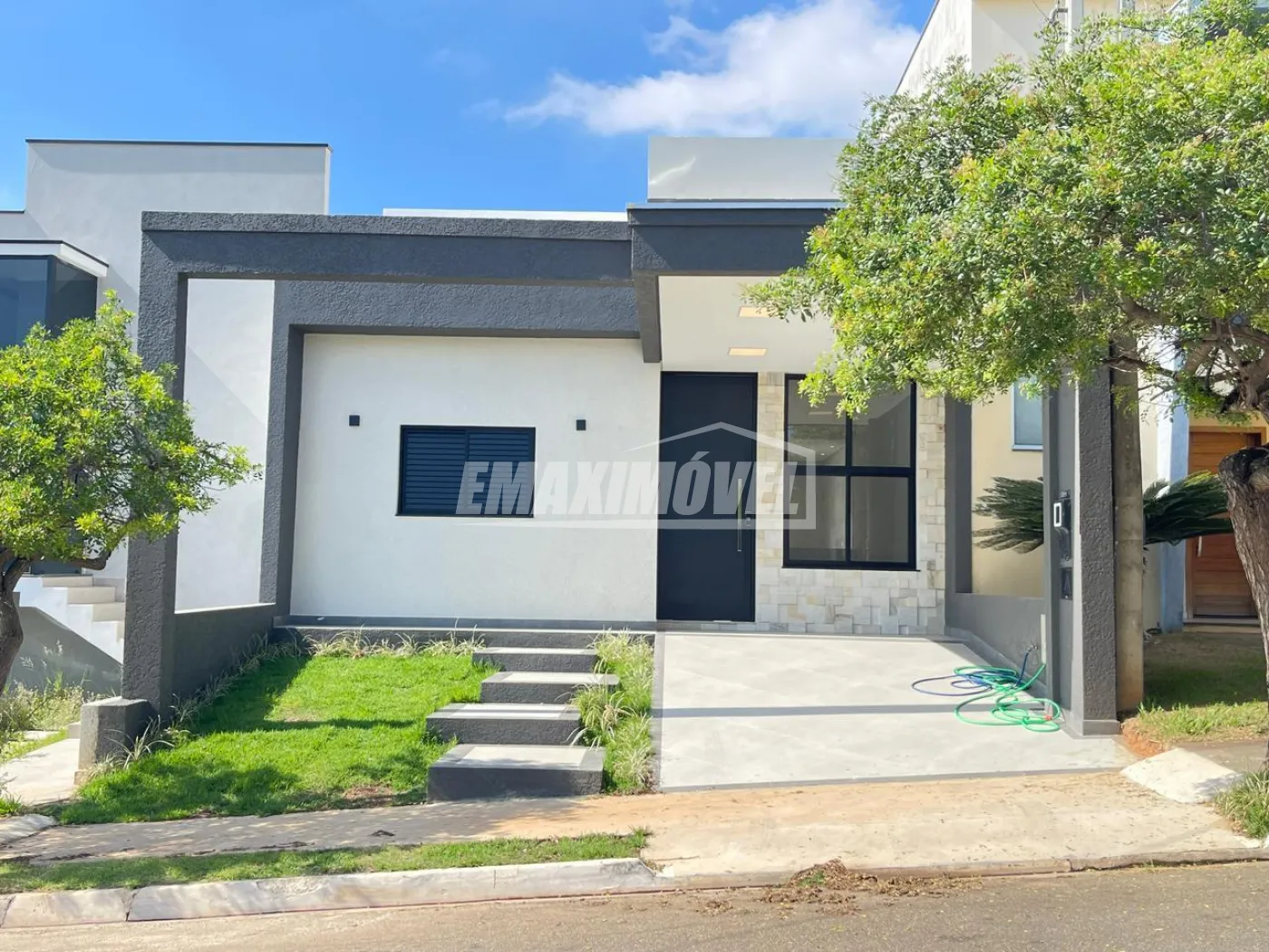 Alugar Casa / em Condom&iacute;nios em Sorocaba R$ 4.300,00 - Foto 1