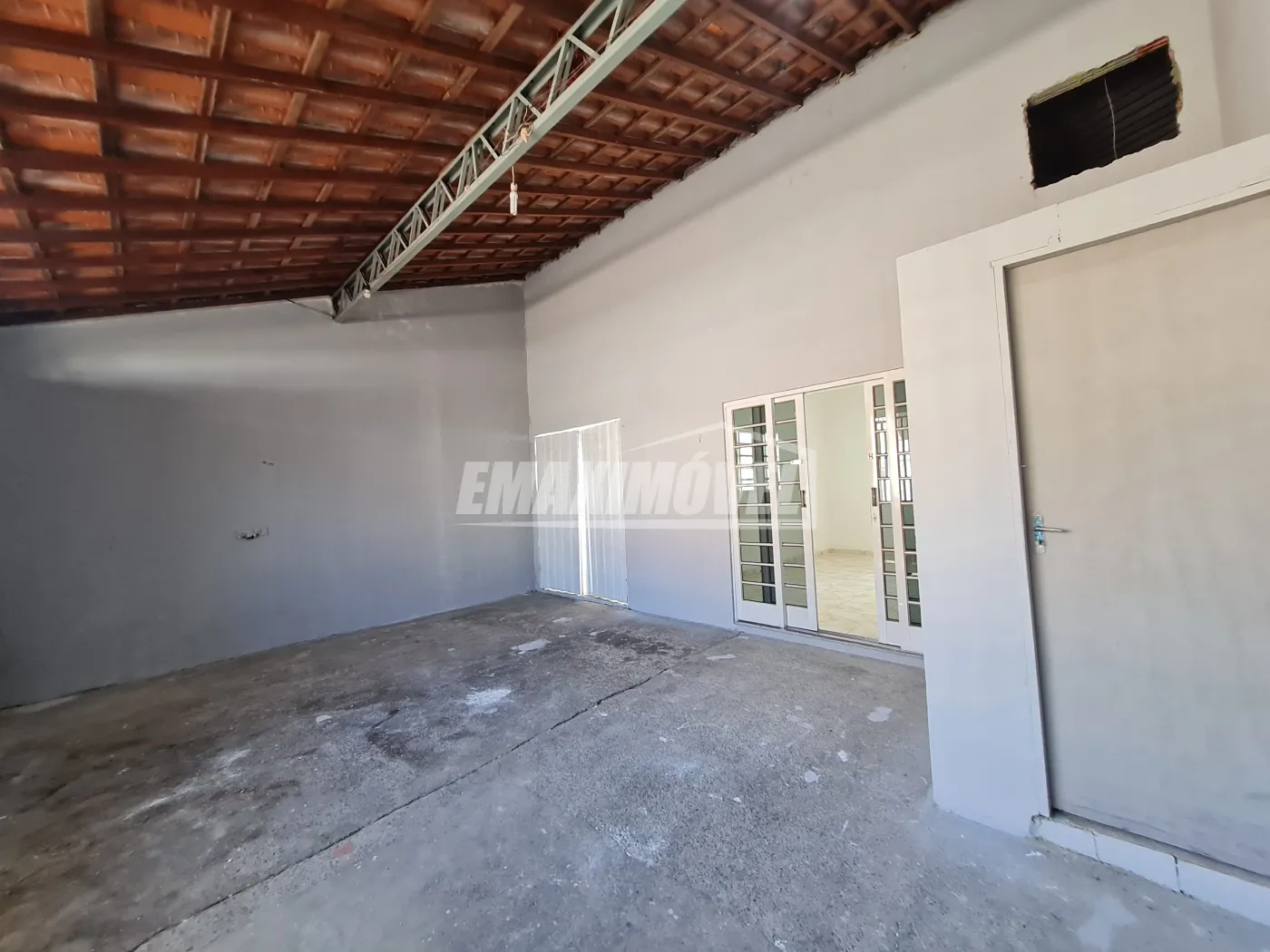Alugar Casa / em Bairros em Sorocaba R$ 1.400,00 - Foto 2