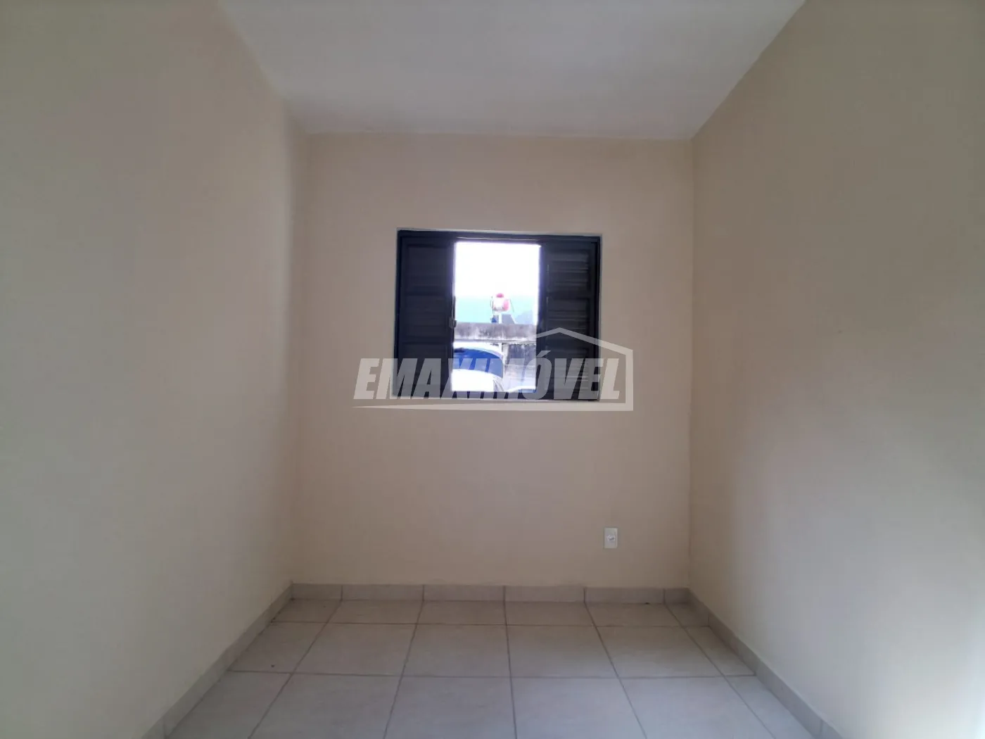 Alugar Casa / em Bairros em Sorocaba R$ 1.300,00 - Foto 9