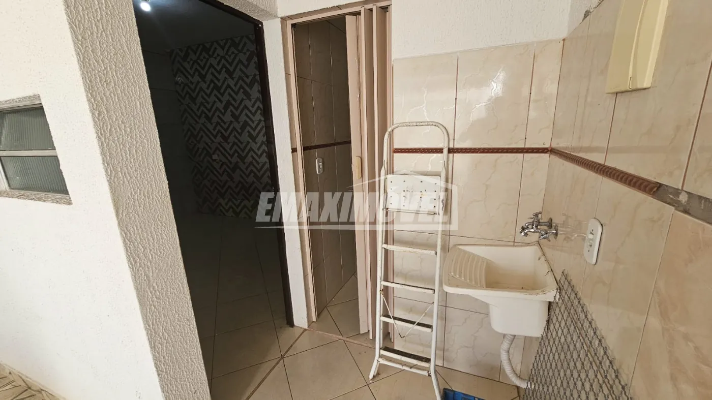 Alugar Casa / em Bairros em Sorocaba R$ 3.200,00 - Foto 4