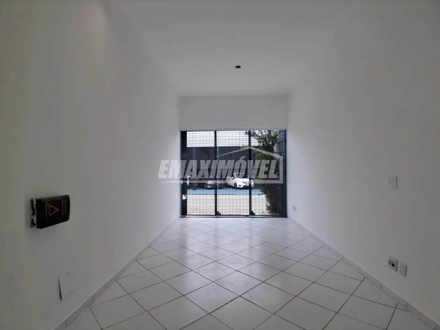 Alugar Loja / Box / Loja Sal&atilde;o em Sorocaba R$ 2.200,00 - Foto 5