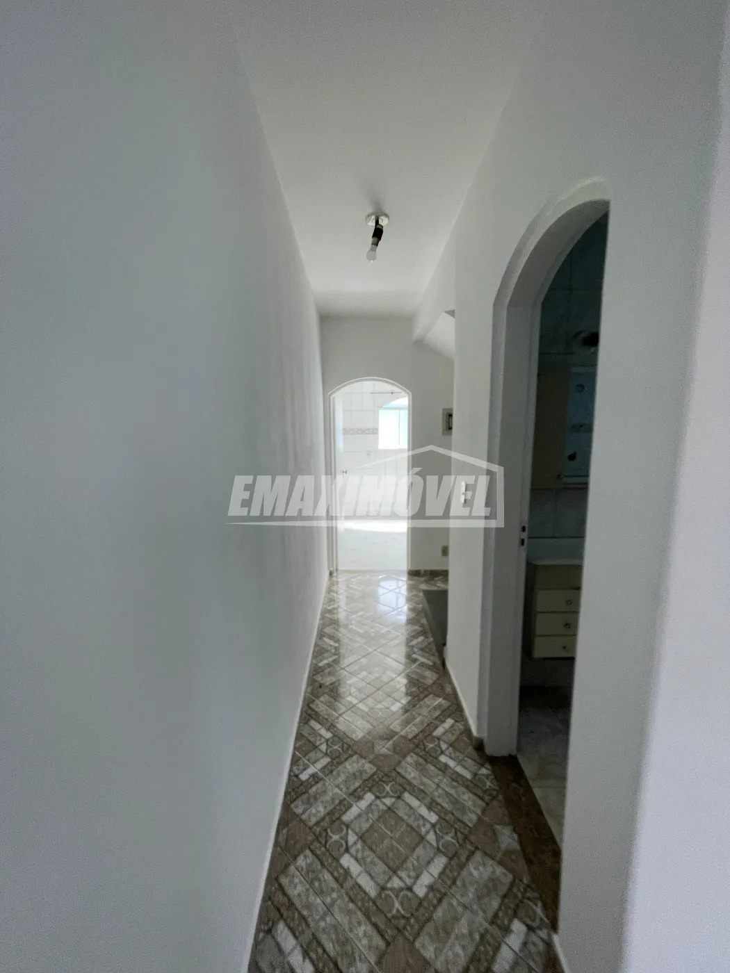 Alugar Casa / em Bairros em Sorocaba R$ 2.100,00 - Foto 3