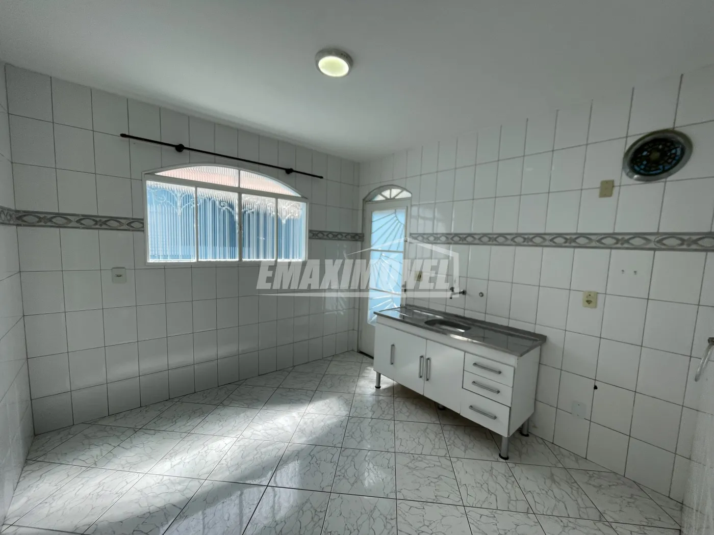 Alugar Casa / em Bairros em Sorocaba R$ 2.100,00 - Foto 6