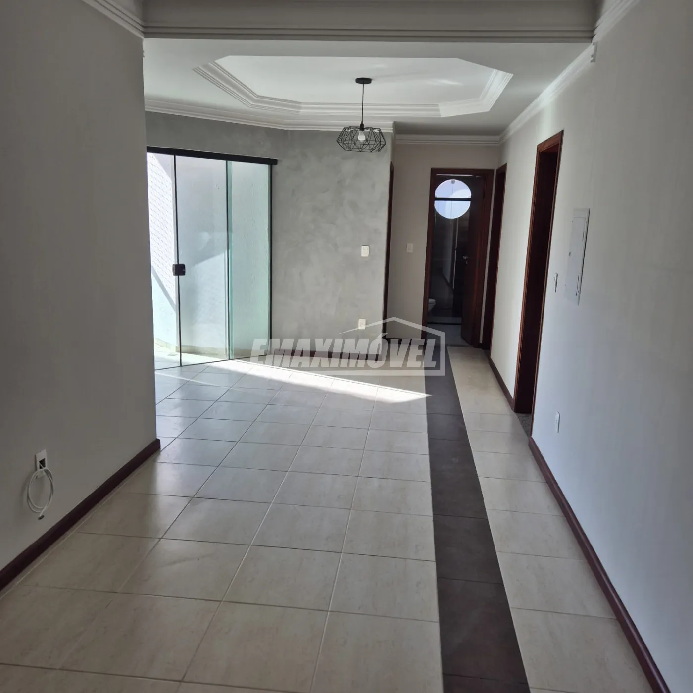 Alugar Apartamento / Padr&atilde;o em Sorocaba R$ 2.500,00 - Foto 2