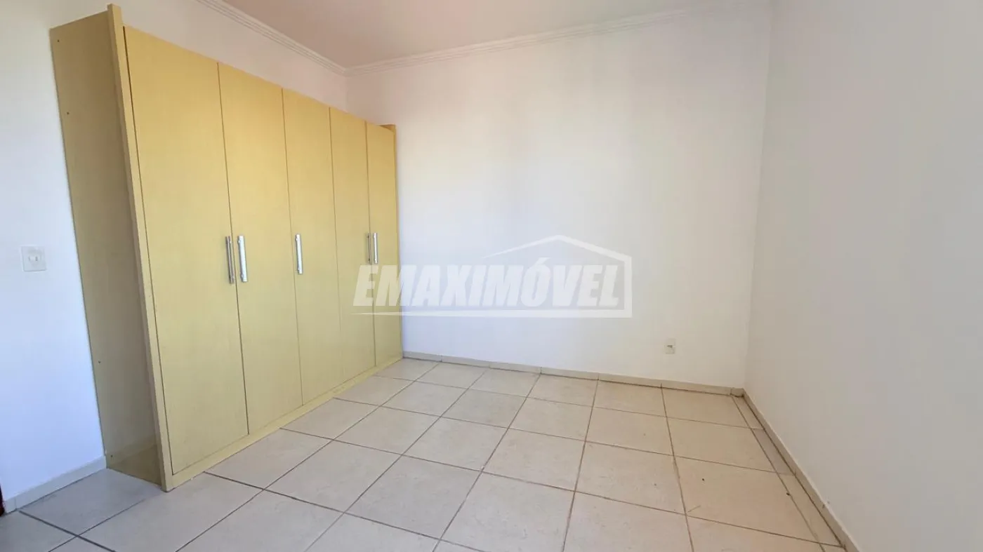 Alugar Casa / em Condom&iacute;nios em Sorocaba R$ 1.700,00 - Foto 14