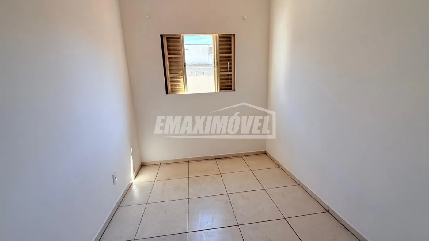 Alugar Casa / em Condom&iacute;nios em Sorocaba R$ 1.700,00 - Foto 16