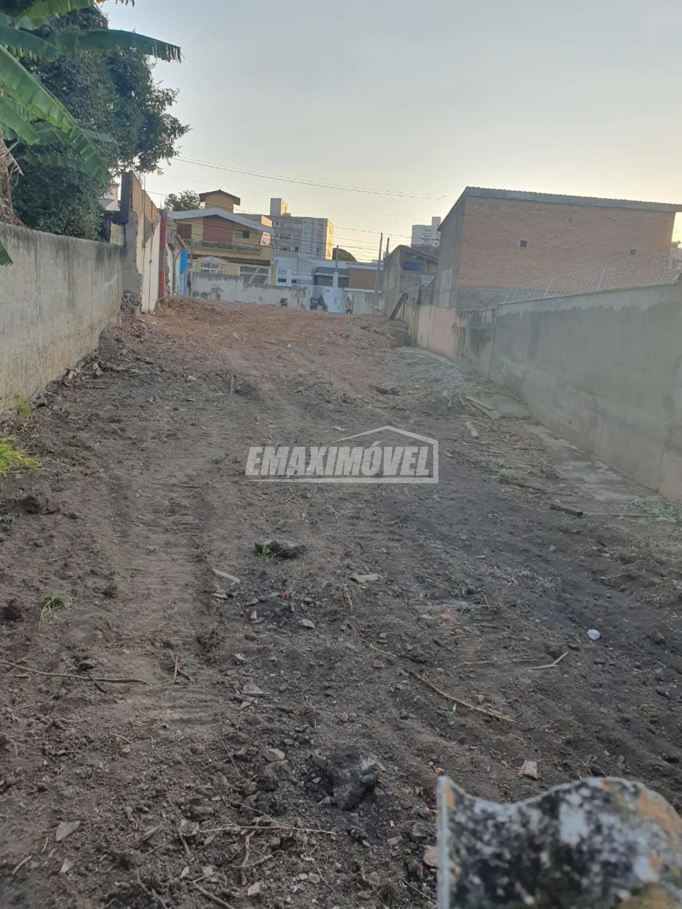 Alugar Terreno / em Bairros em Sorocaba R$ 4.000,00 - Foto 2