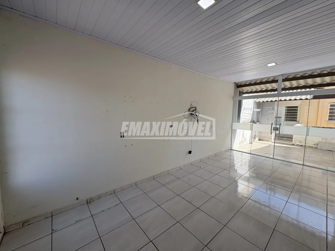 Alugar Casa / em Bairros em Sorocaba R$ 1.550,00 - Foto 3