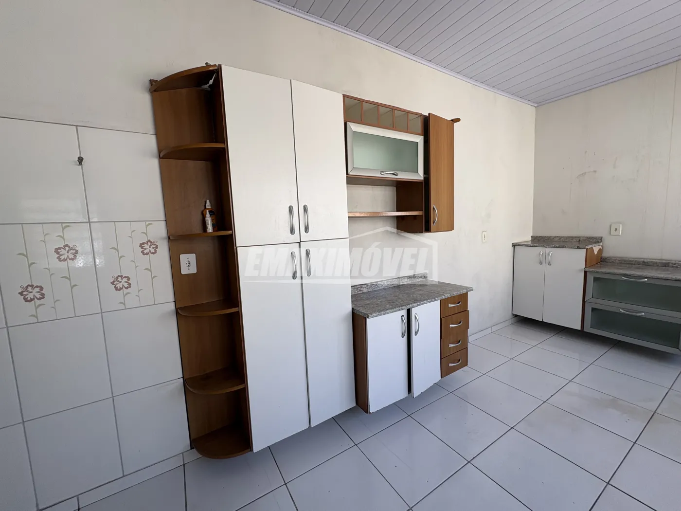 Alugar Casa / em Bairros em Sorocaba R$ 1.550,00 - Foto 4