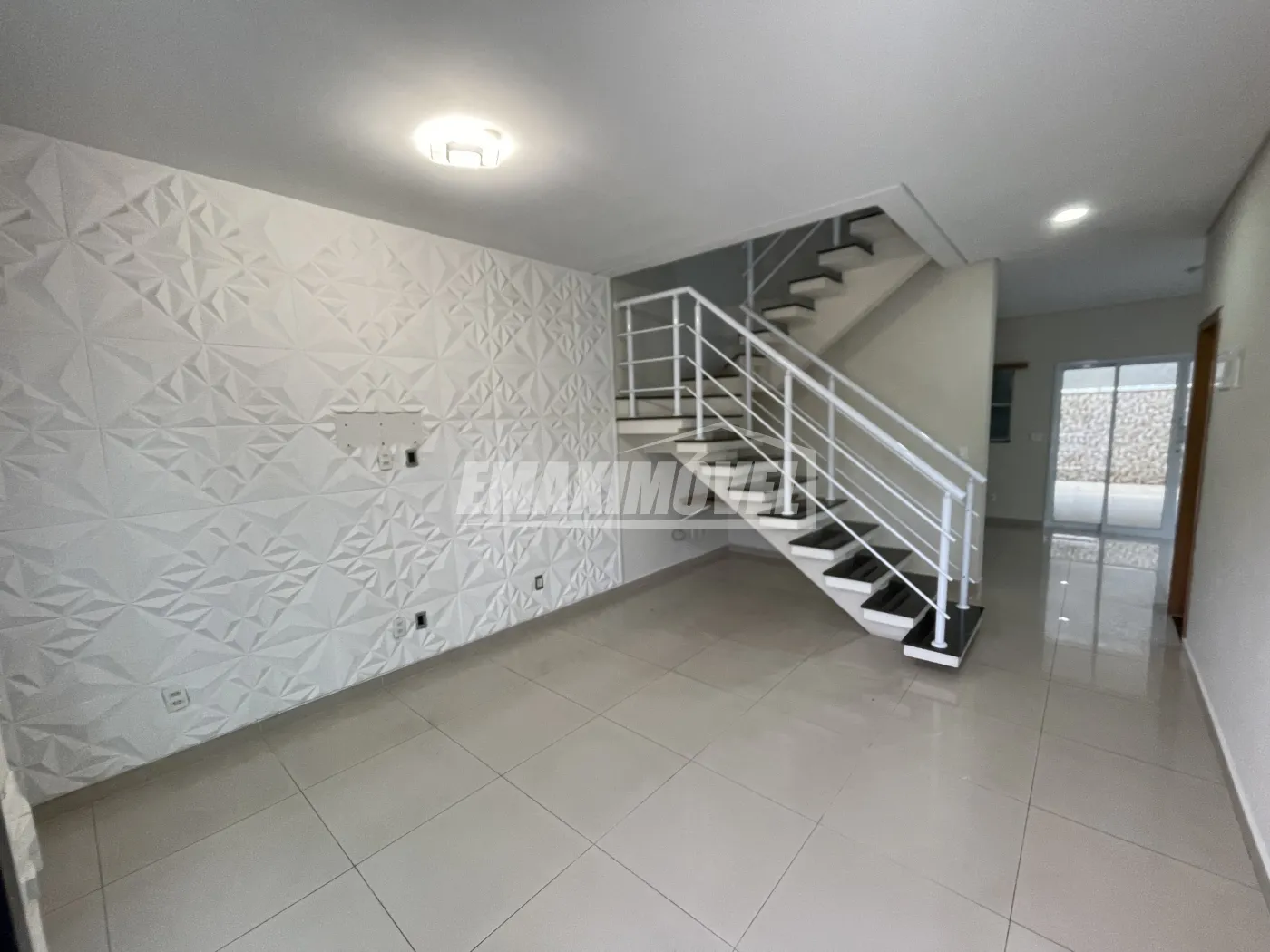 Alugar Casa / em Condom&iacute;nios em Sorocaba R$ 4.500,00 - Foto 2