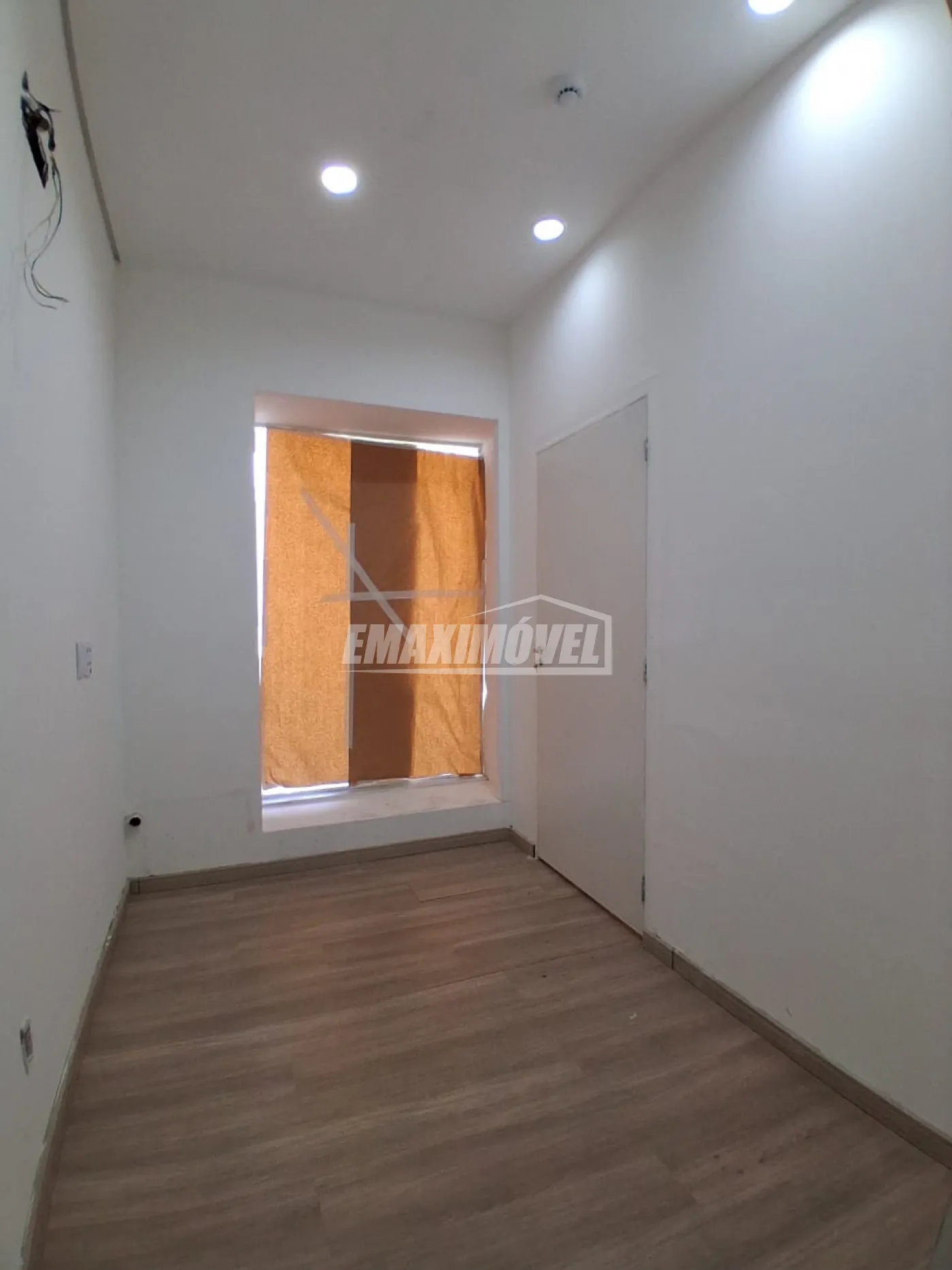 Alugar Sala Comercial / em Condom&iacute;nio em Sorocaba R$ 2.055,00 - Foto 15