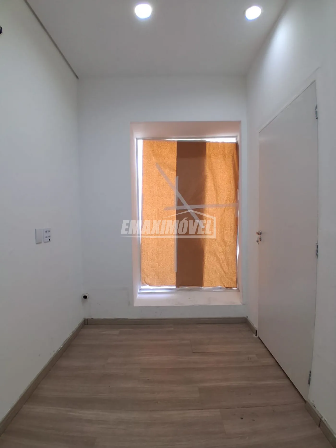 Alugar Sala Comercial / em Condom&iacute;nio em Sorocaba R$ 2.055,00 - Foto 16
