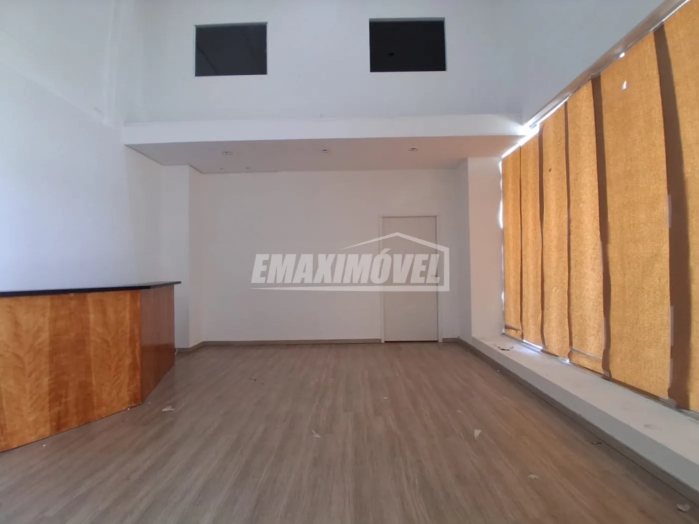 Alugar Sala Comercial / em Condom&iacute;nio em Sorocaba R$ 2.055,00 - Foto 5