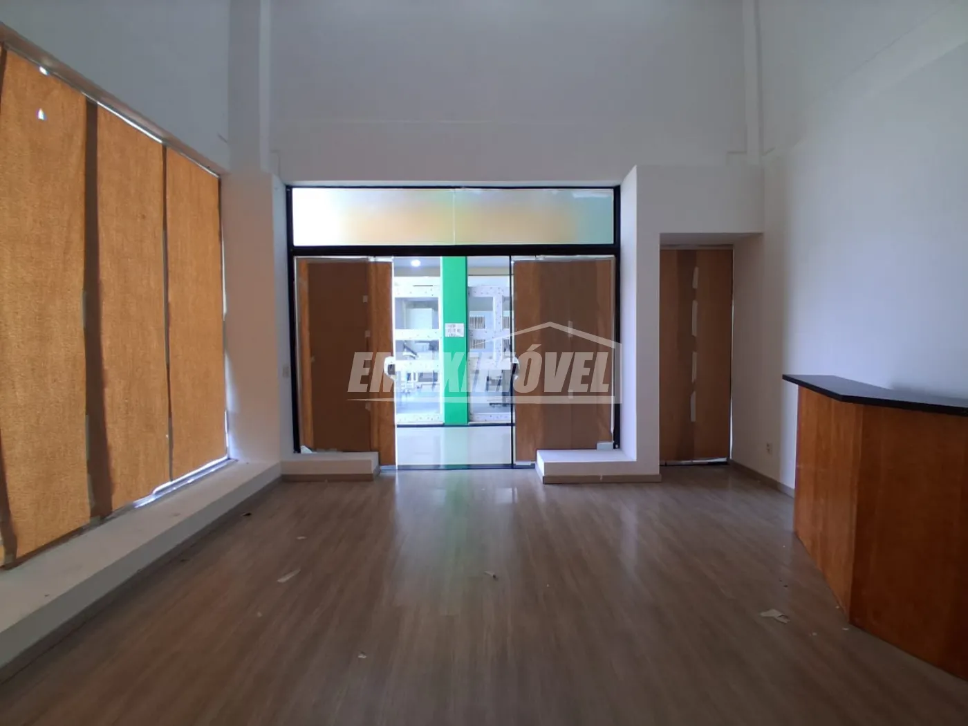 Alugar Sala Comercial / em Condom&iacute;nio em Sorocaba R$ 2.055,00 - Foto 7