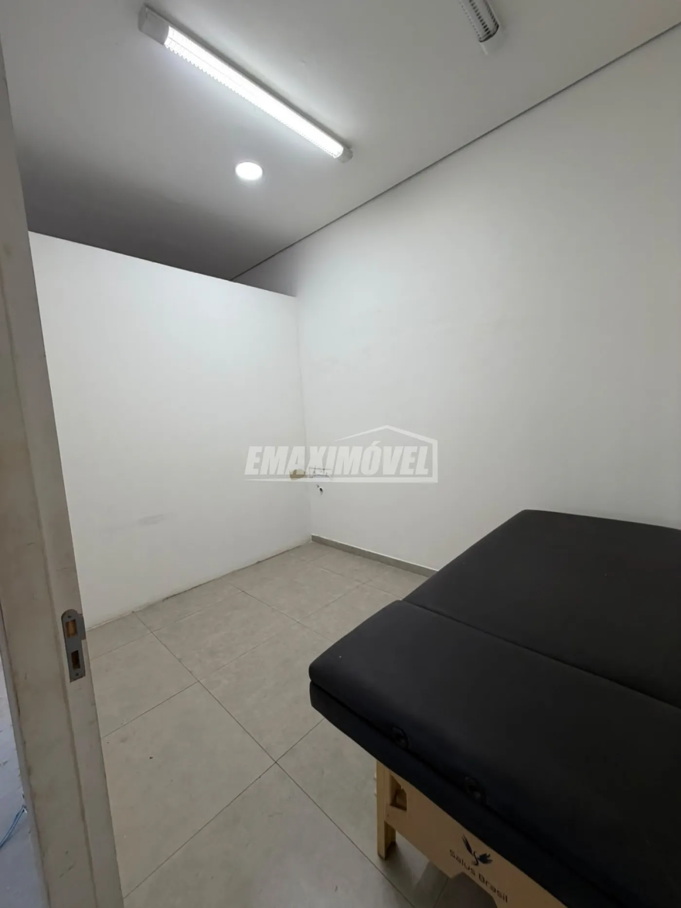 Alugar Loja / Box / Loja Sal&atilde;o em Sorocaba R$ 2.200,00 - Foto 5