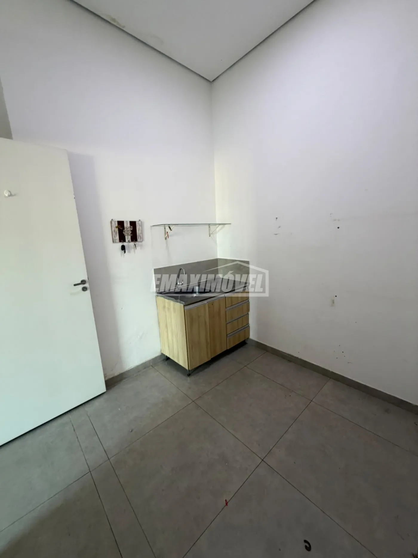 Alugar Loja / Box / Loja Sal&atilde;o em Sorocaba R$ 2.200,00 - Foto 7